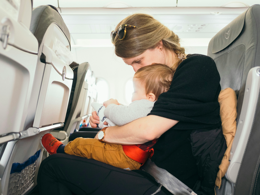 Baby & Toddler Jet Lag Tips: Sleep Help for Traveling Parents (The Sleep Series: Part 3)