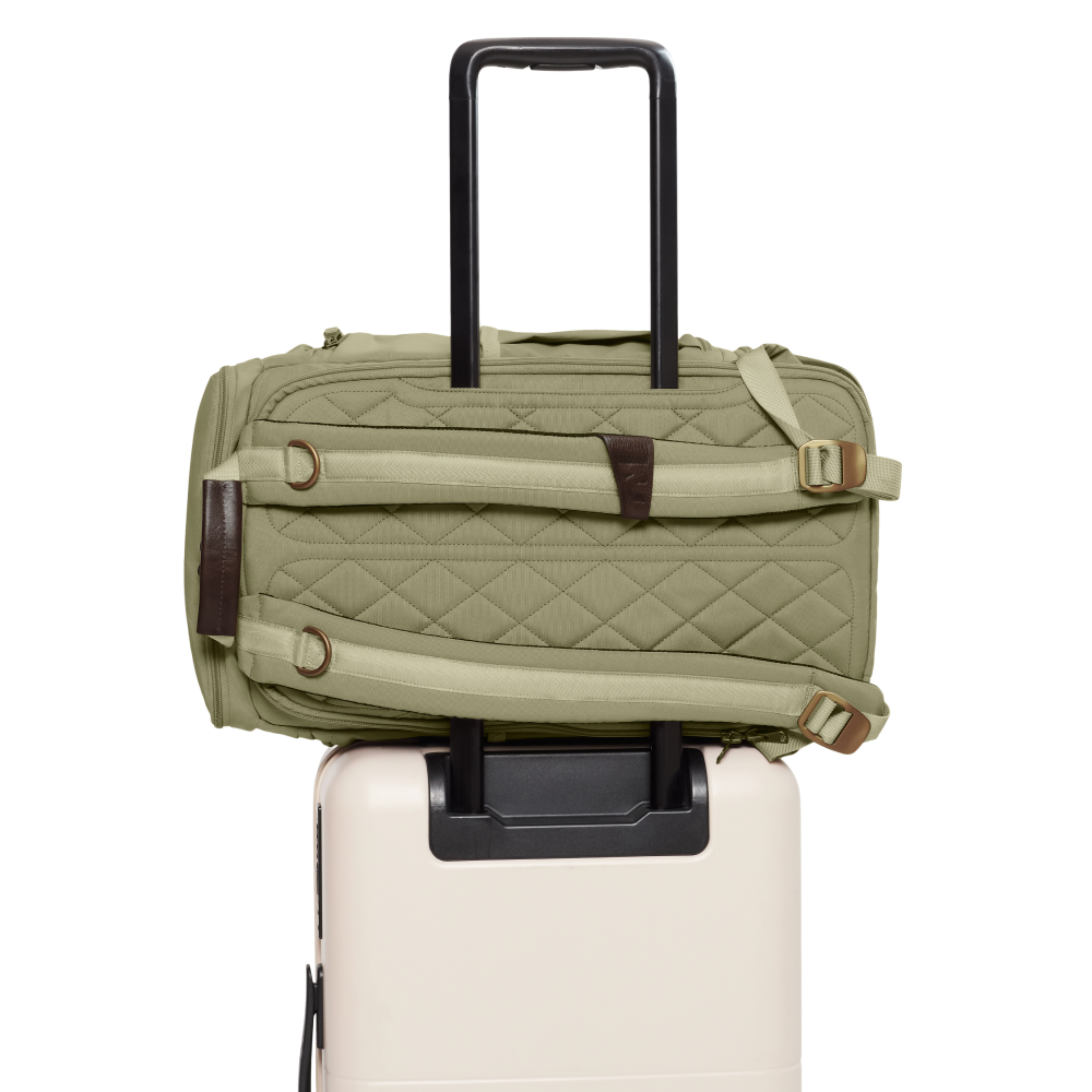 Olive Travel Bundle with Black Sidekick